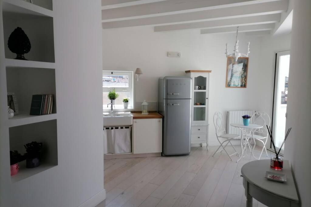 Appartamento Shabby Chic Barletta Exterior foto
